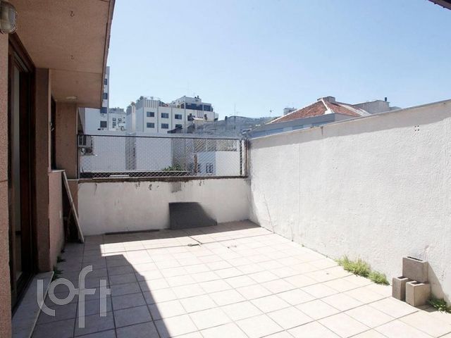 Apartamento com 112m², 3 dormitórios, 1 vaga, Petrópolis em Porto Alegre