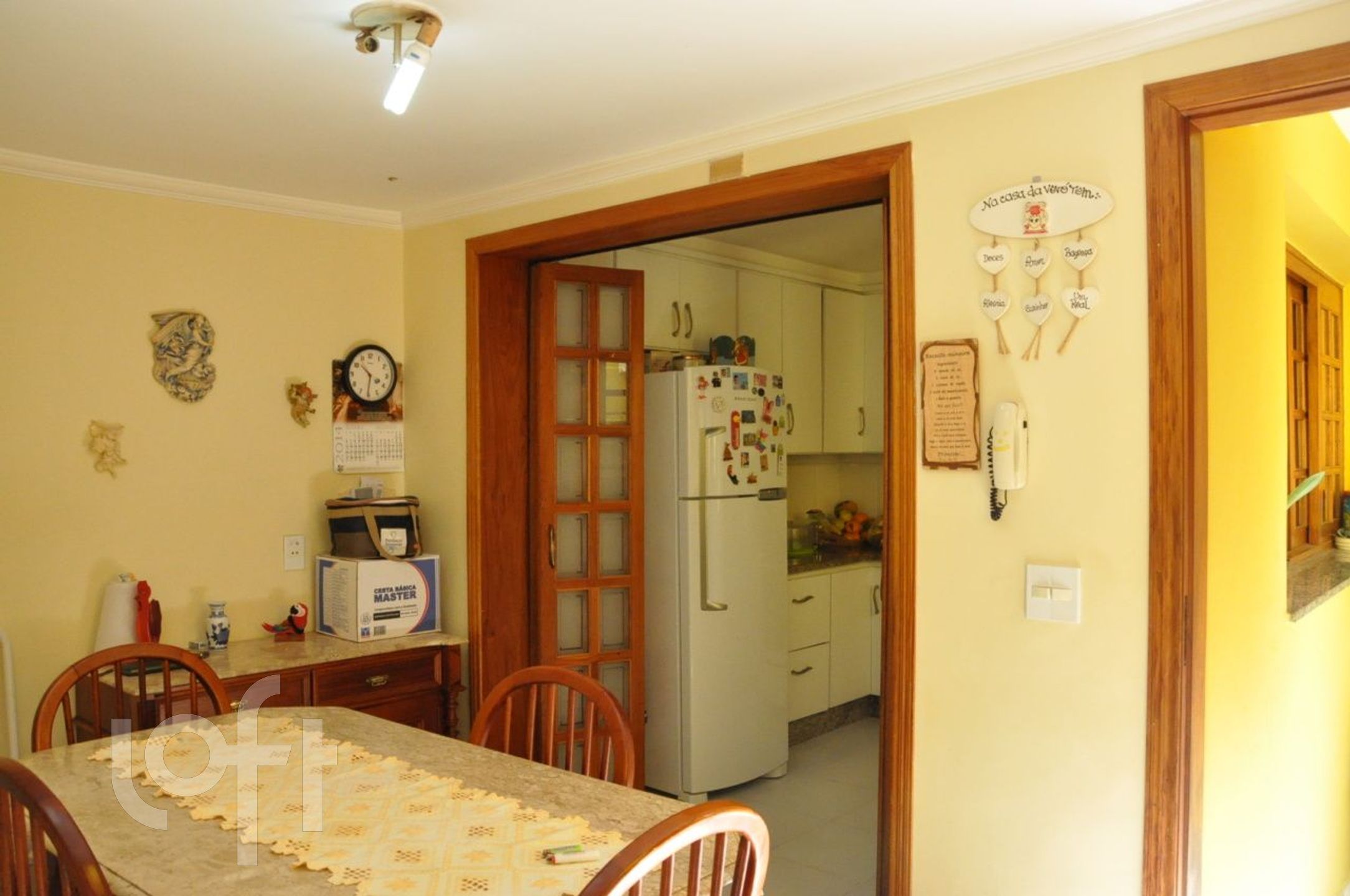 Casa à venda com 3 quartos, 150m² - Foto 2