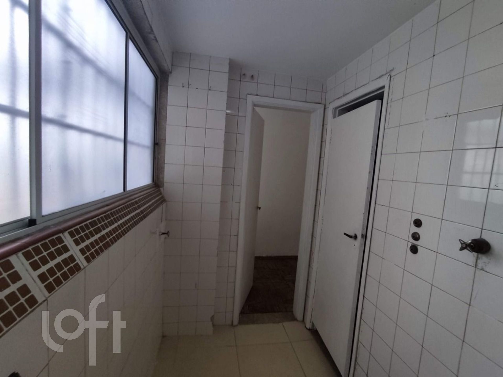 Apartamento à venda com 2 quartos, 70m² - Foto 7