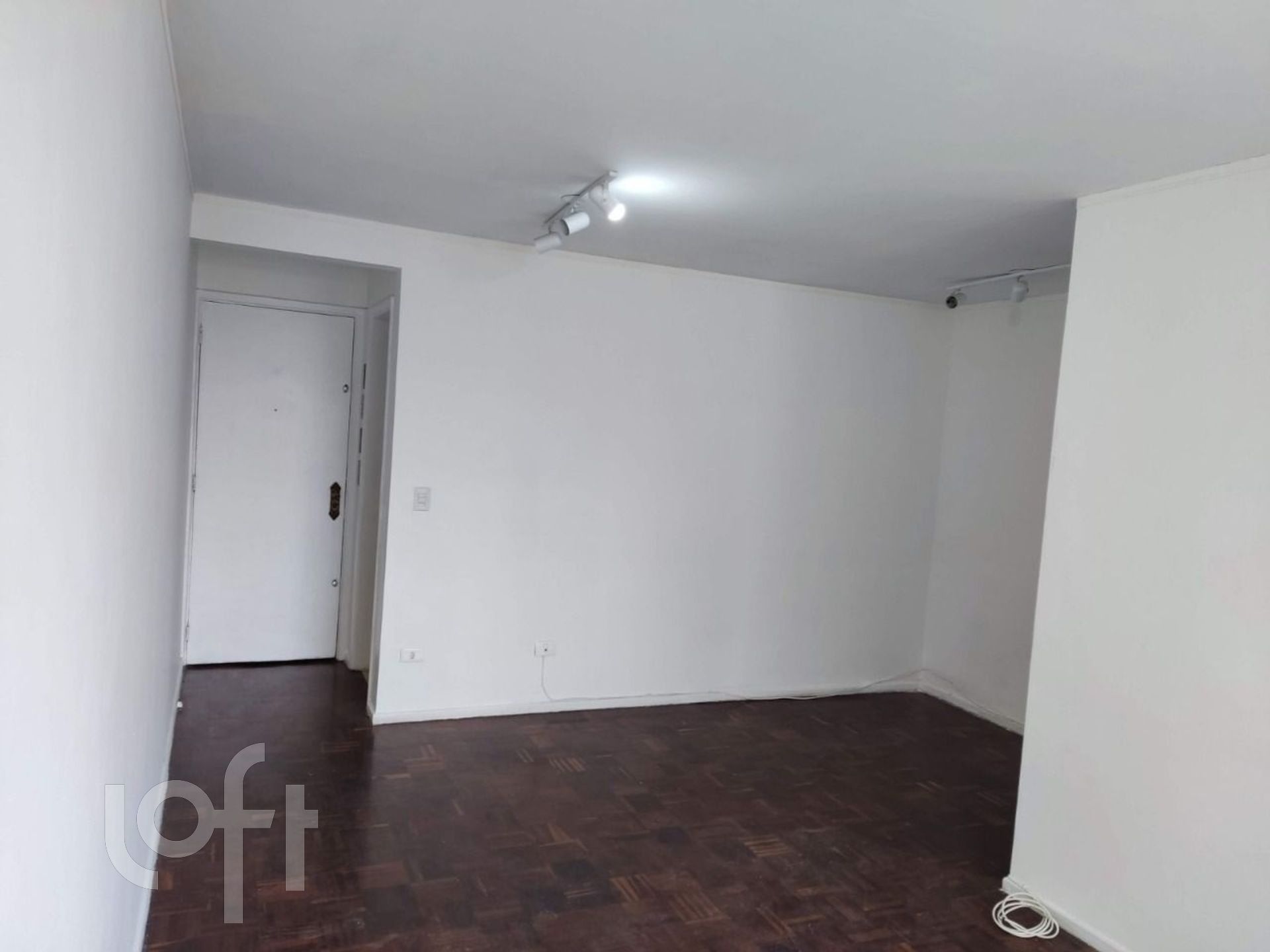 Apartamento à venda com 2 quartos, 70m² - Foto 4