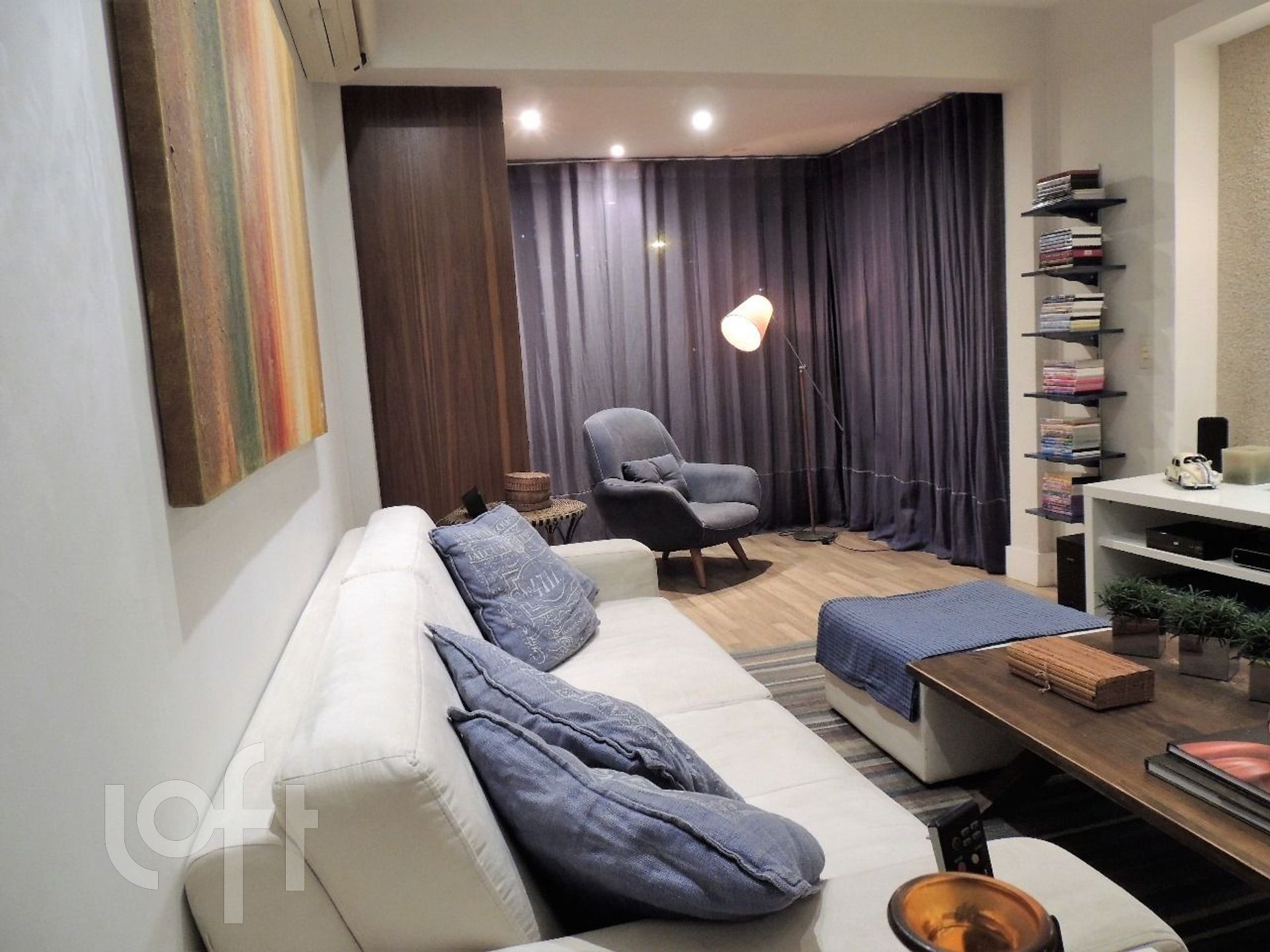 Apartamento à venda com 3 quartos, 120m² - Foto 2