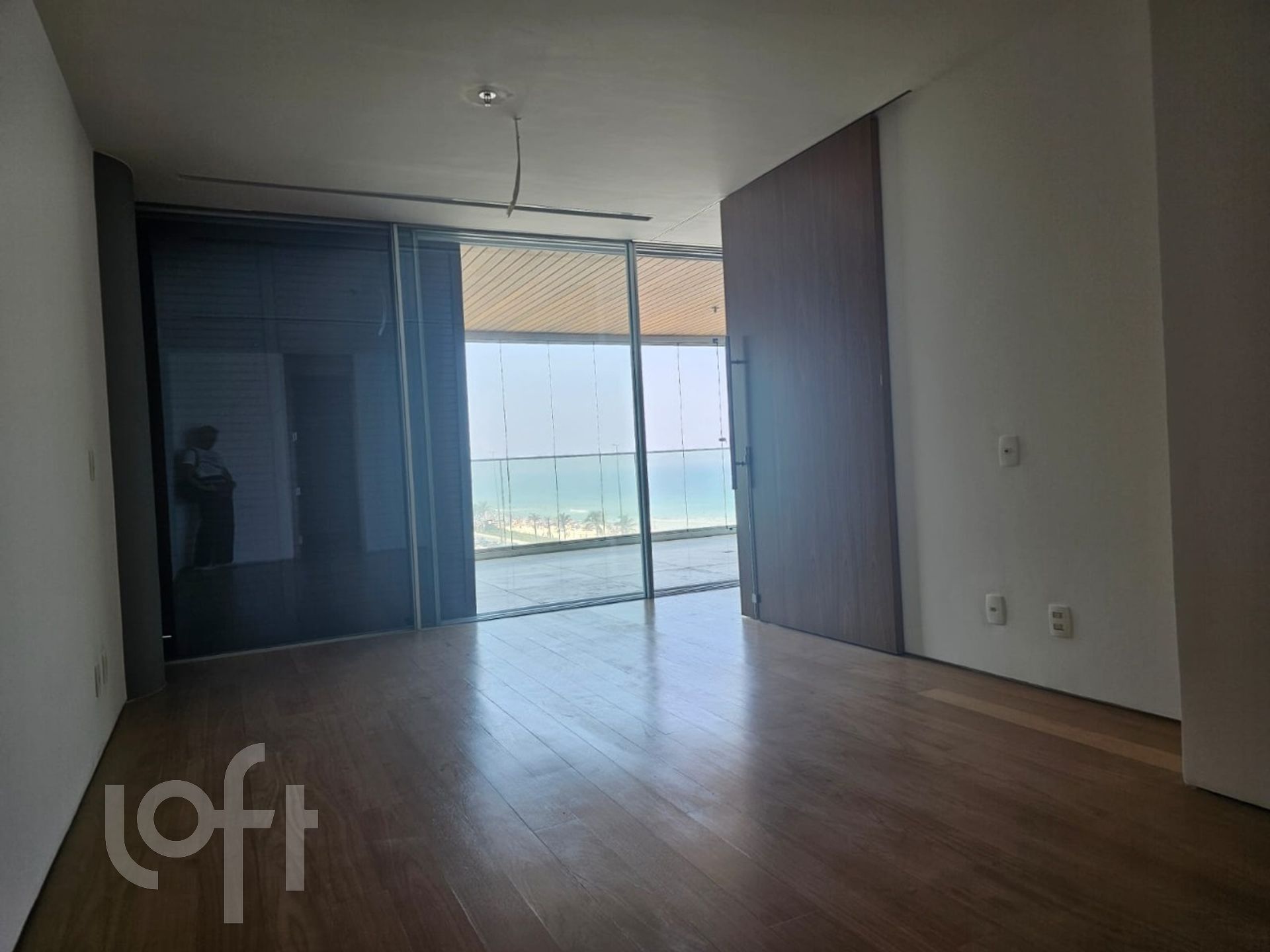 Apartamento à venda com 1 quarto, 131m² - Foto 10