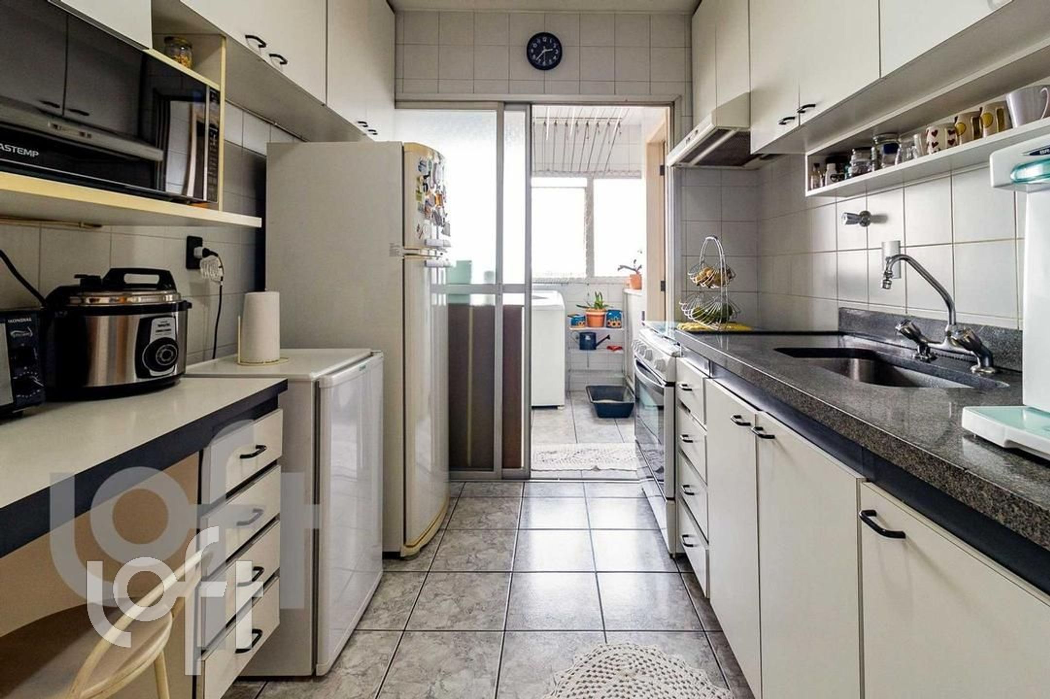 Apartamento à venda com 3 quartos, 86m² - Foto 32