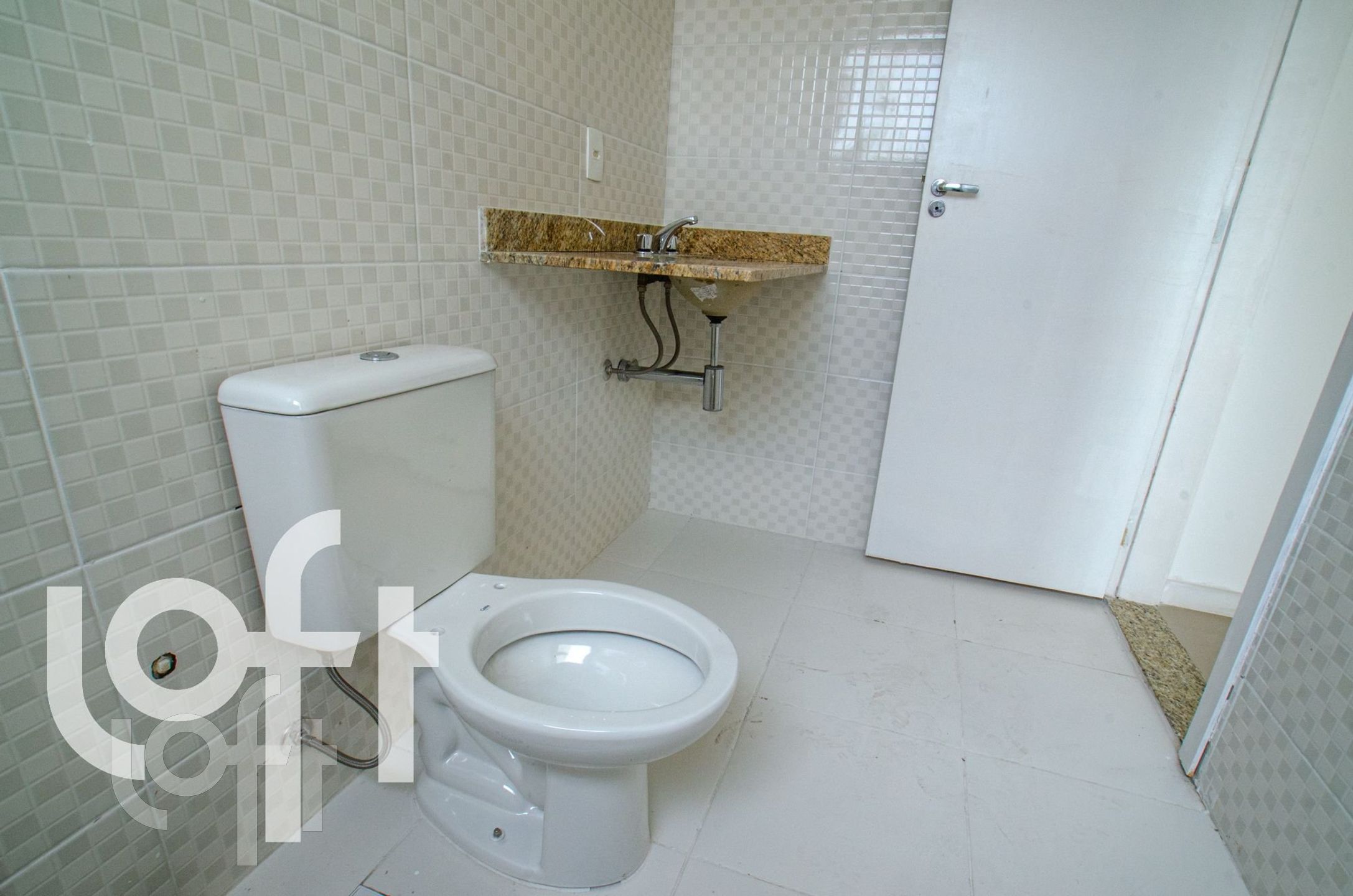 Apartamento à venda com 4 quartos, 148m² - Foto 2