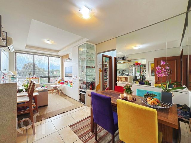 Apartamento com 64m², 2 dormitórios, 1 suíte, 1 vaga, Cristo Redentor em Porto Alegre