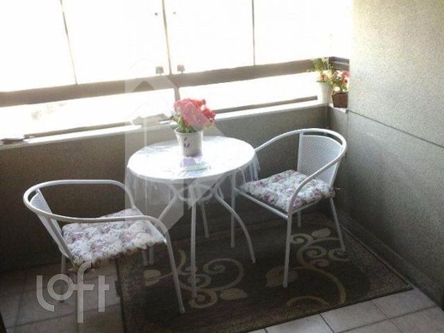 Apartamento com 65m², 2 dormitórios, 1 suíte, 1 vaga, Chácara das Pedras em Porto Alegre