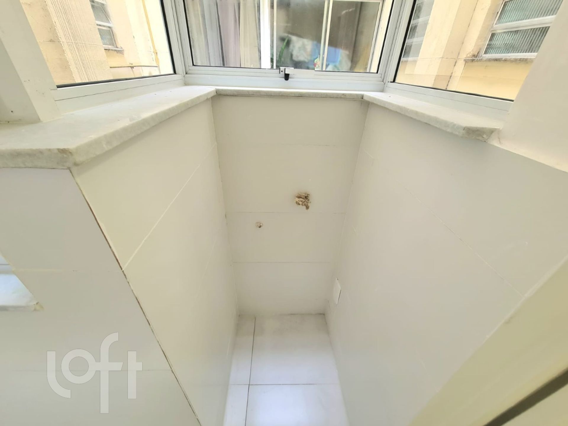 Apartamento à venda com 1 quarto, 50m² - Foto 26