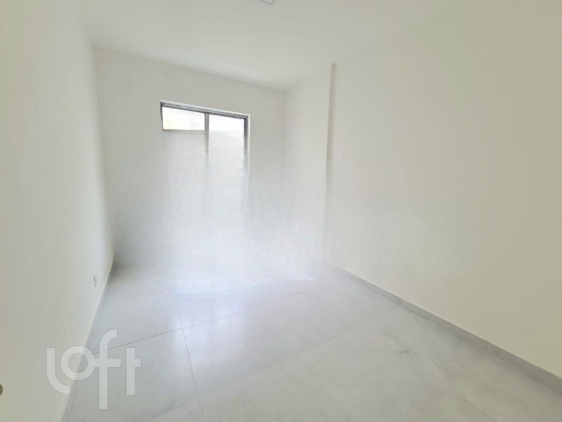 Apartamento à venda com 1 quarto, 50m² - Foto 8