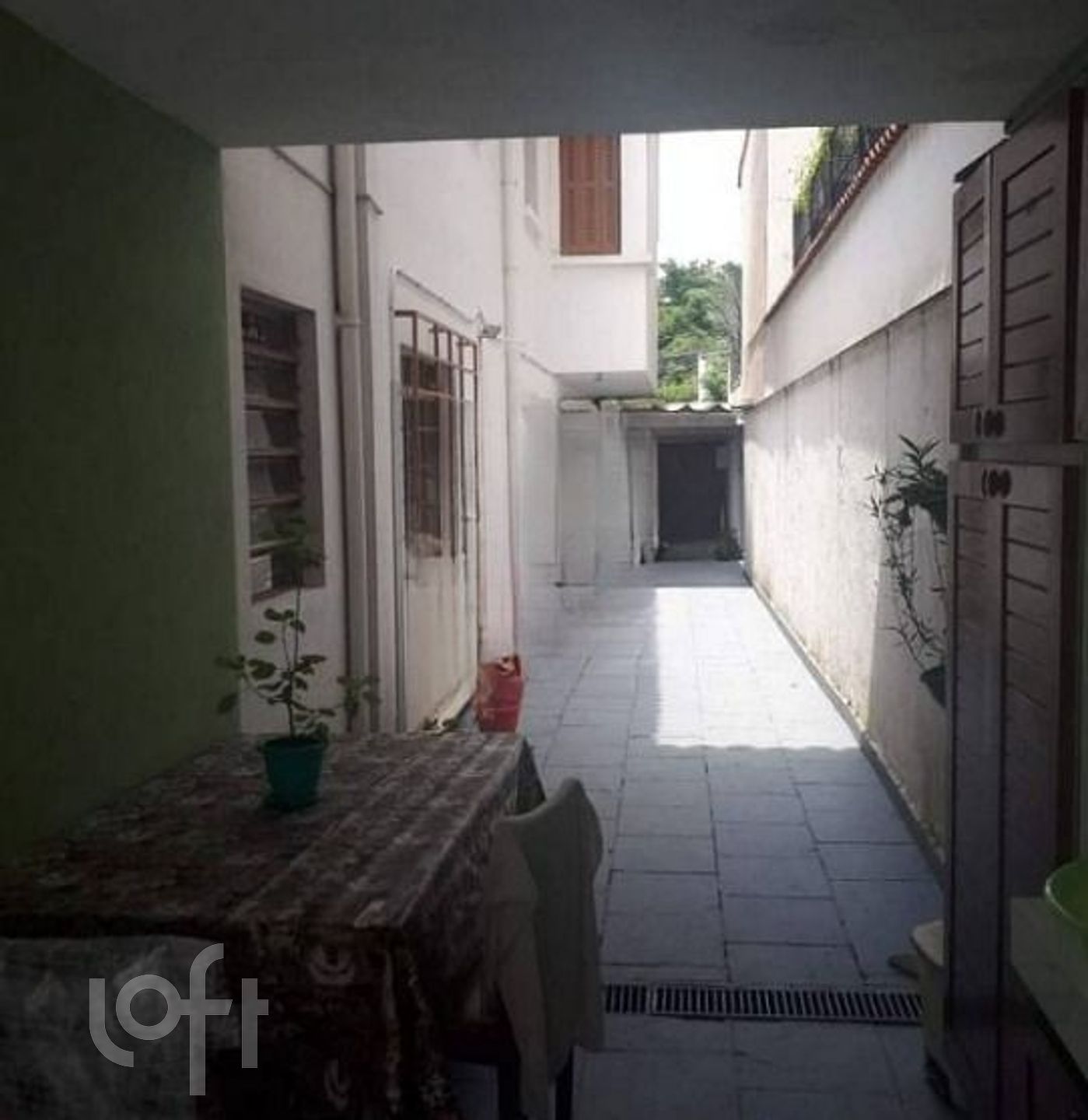 Casa à venda com 3 quartos, 271m² - Foto 5