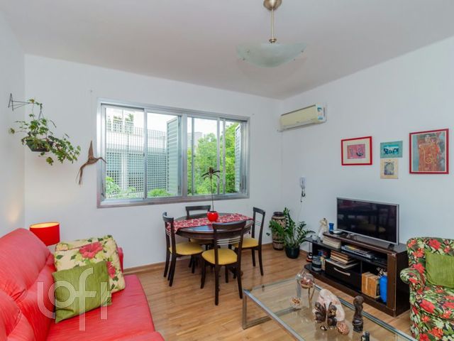 Apartamento com 73m², 2 dormitórios, Santana em Porto Alegre