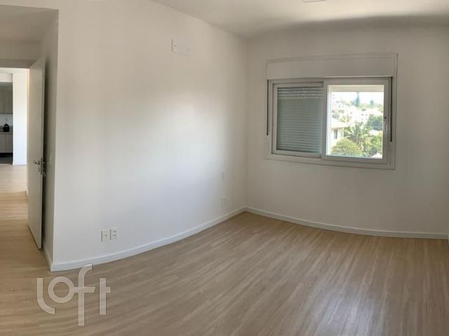 Apartamento com 64m², 2 dormitórios, 1 suíte, 1 vaga, São João em Porto Alegre