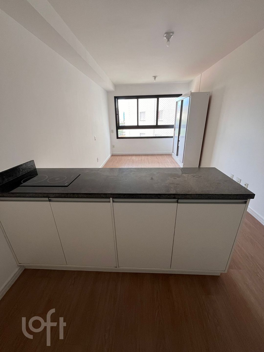 Apartamento à venda com 1 quarto, 28m² - Foto 5