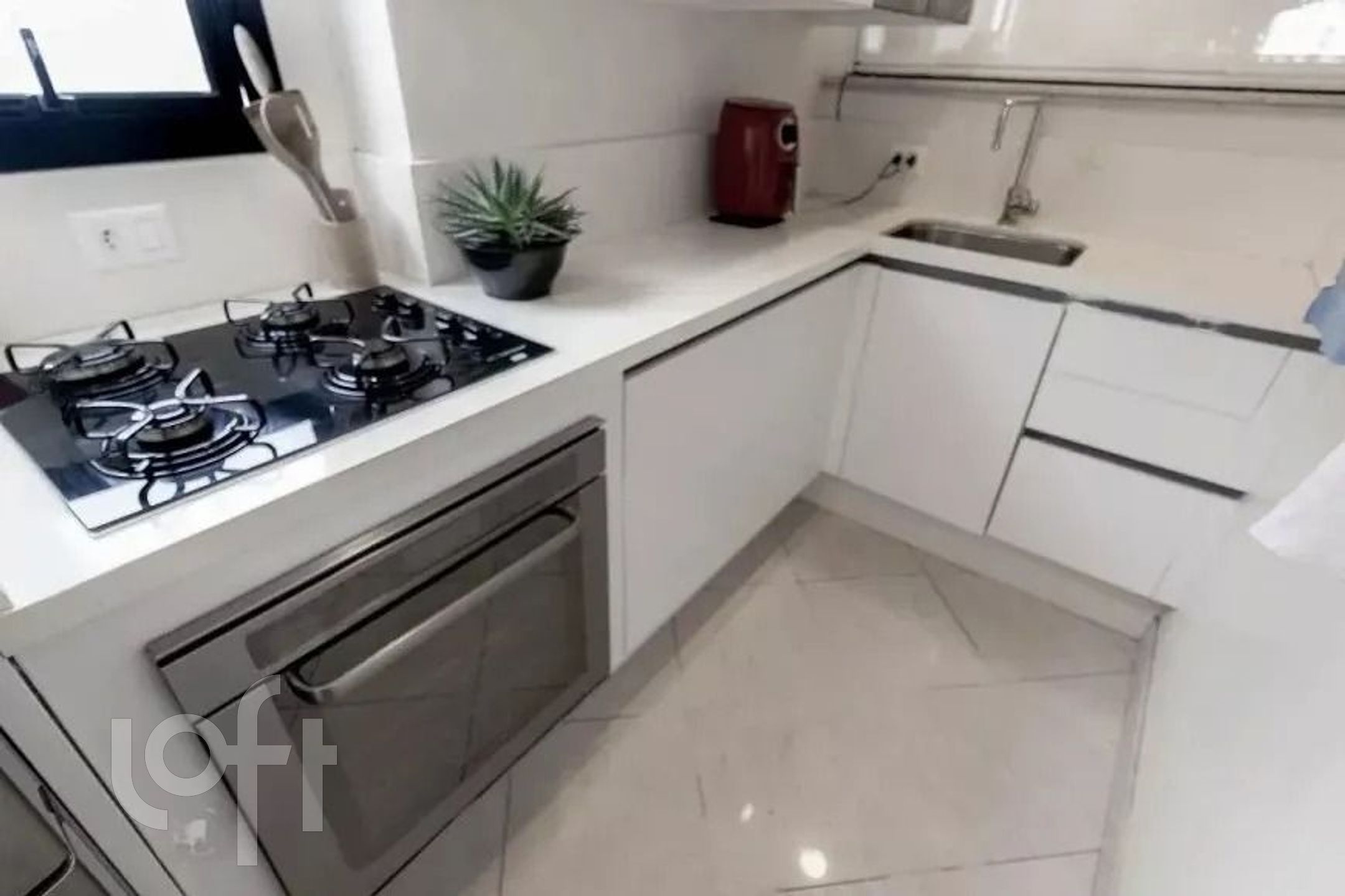 Apartamento à venda com 1 quarto, 75m² - Foto 16