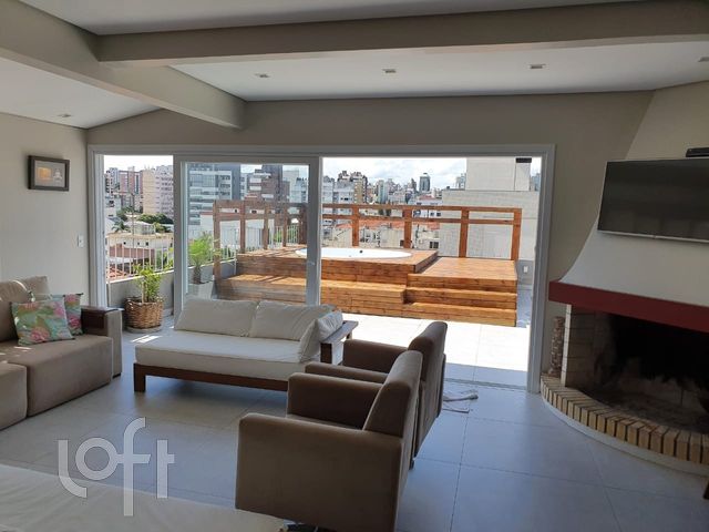 Apartamento com 235m², 3 dormitórios, 1 suíte, 1 vaga, Auxiliadora em Porto Alegre