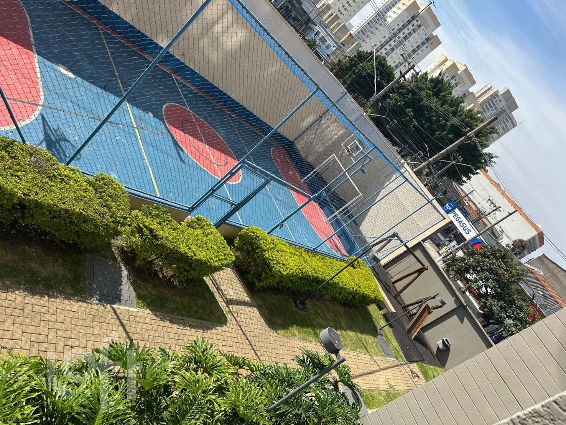 Imagem da propriedade PU1njyuro 19