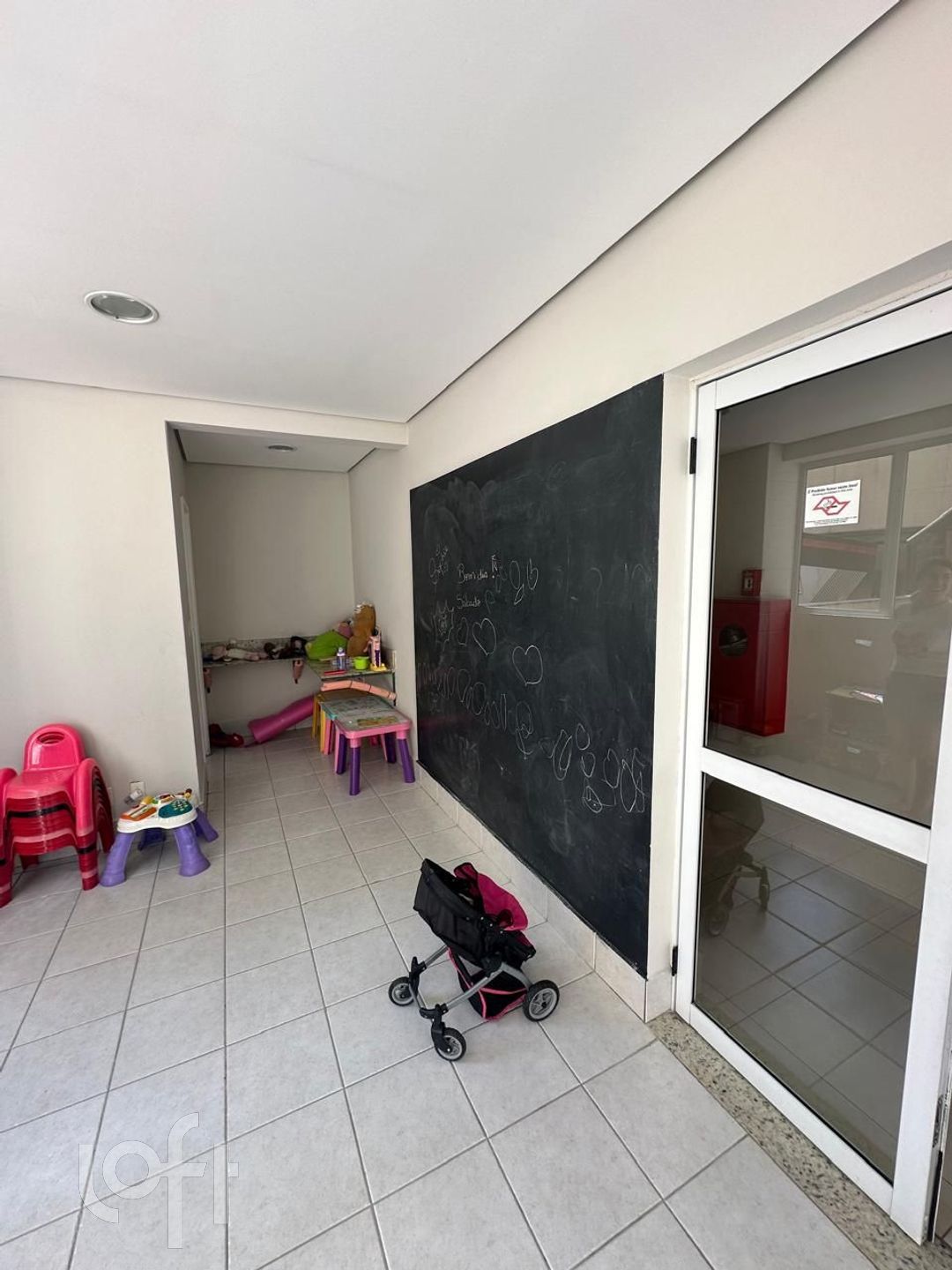 Imagem da propriedade PU1njyuro 18