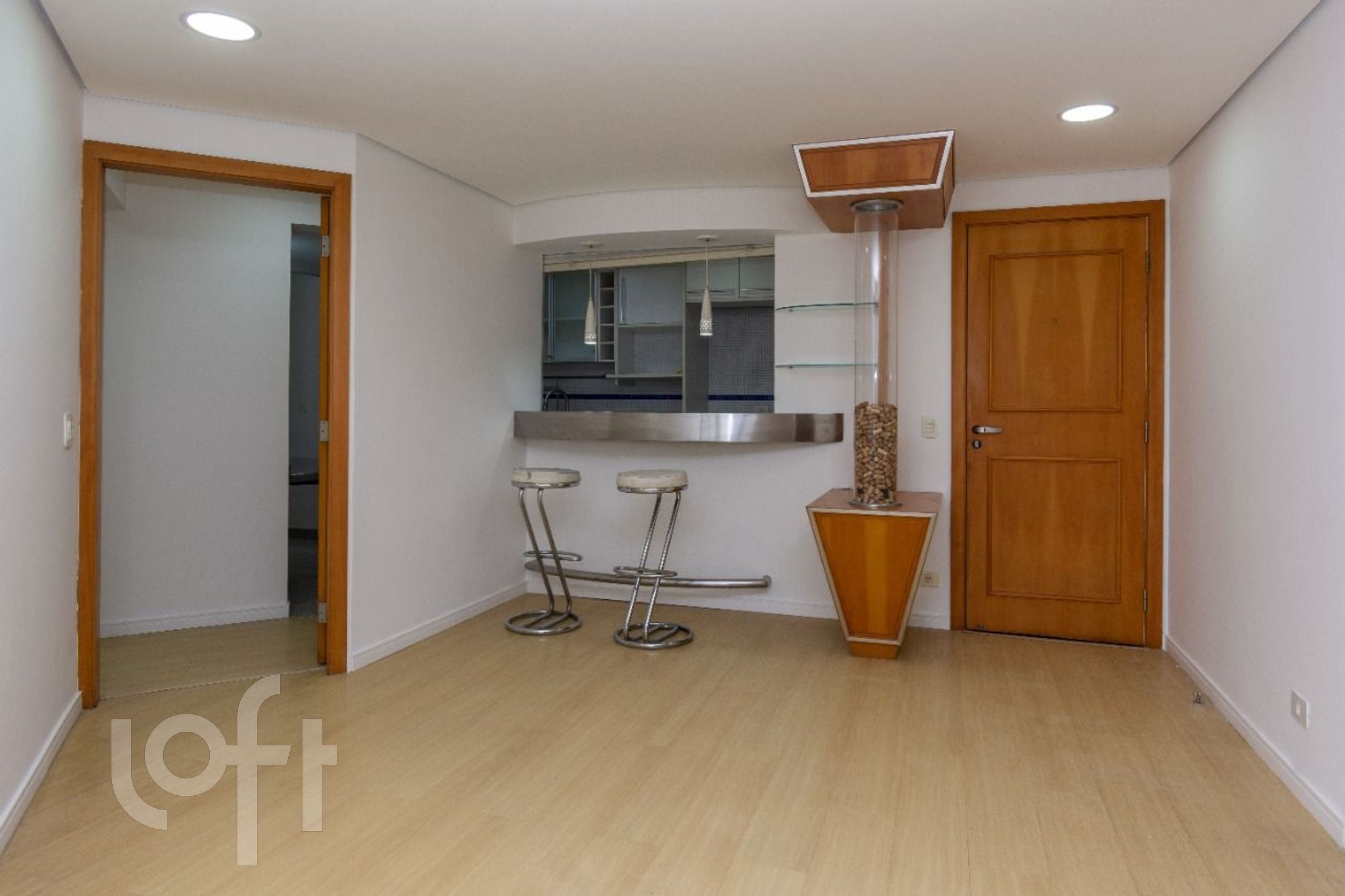 Apartamento à venda com 2 quartos, 162m² - Foto 4