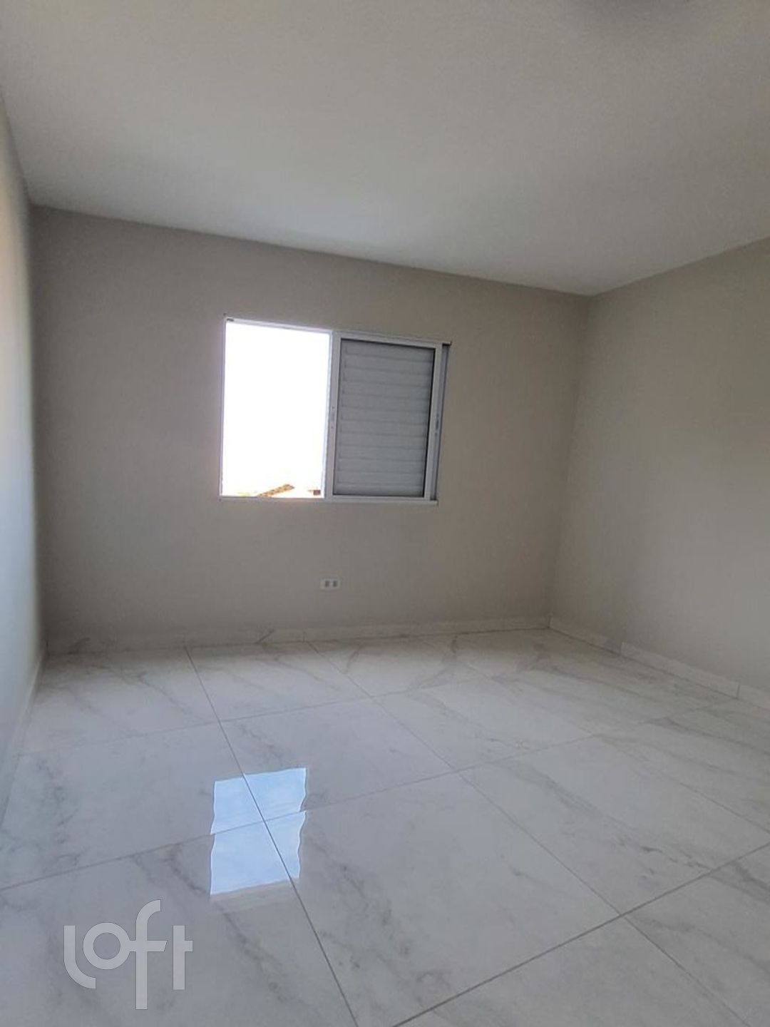 Apartamento à venda com 2 quartos, 4097m² - Foto 3