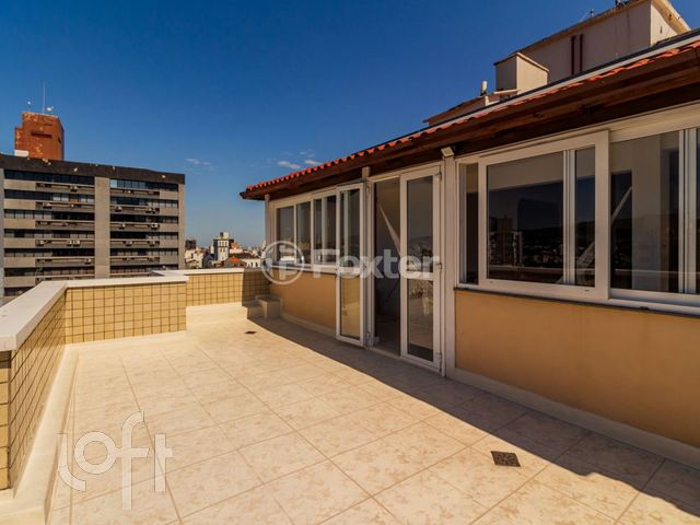 Apartamento com 140m², 3 dormitórios, 1 suíte, 1 vaga, Petrópolis em Porto Alegre