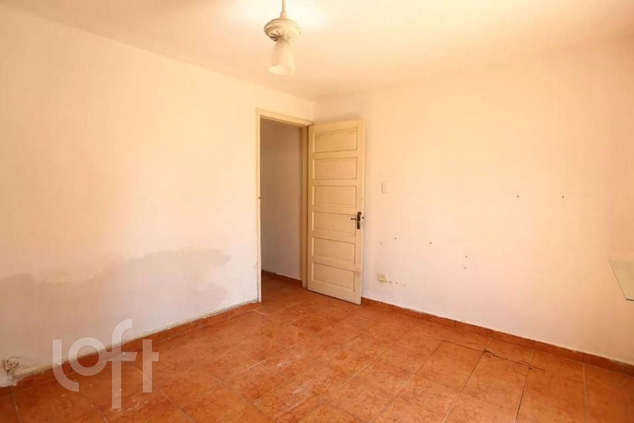 Casa à venda com 2 quartos, 60m² - Foto 14