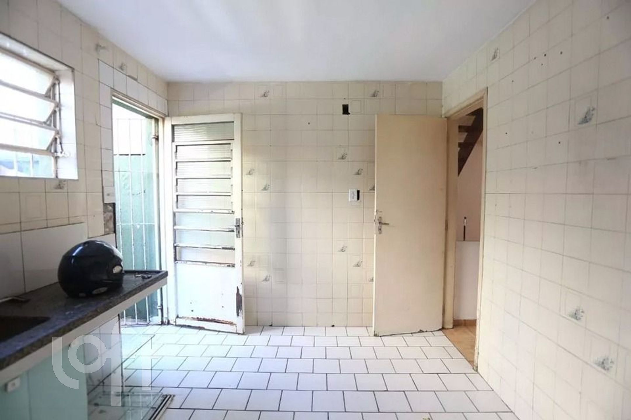 Casa à venda com 2 quartos, 60m² - Foto 8