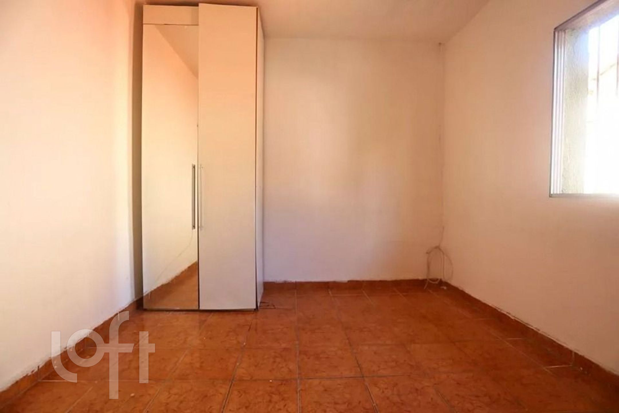 Casa à venda com 2 quartos, 60m² - Foto 10