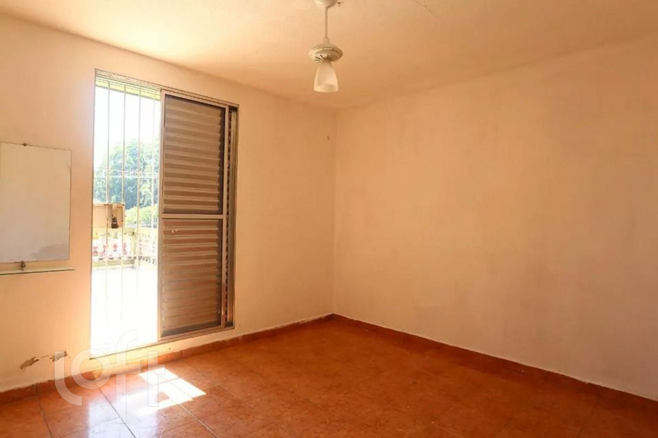 Casa à venda com 2 quartos, 60m² - Foto 13