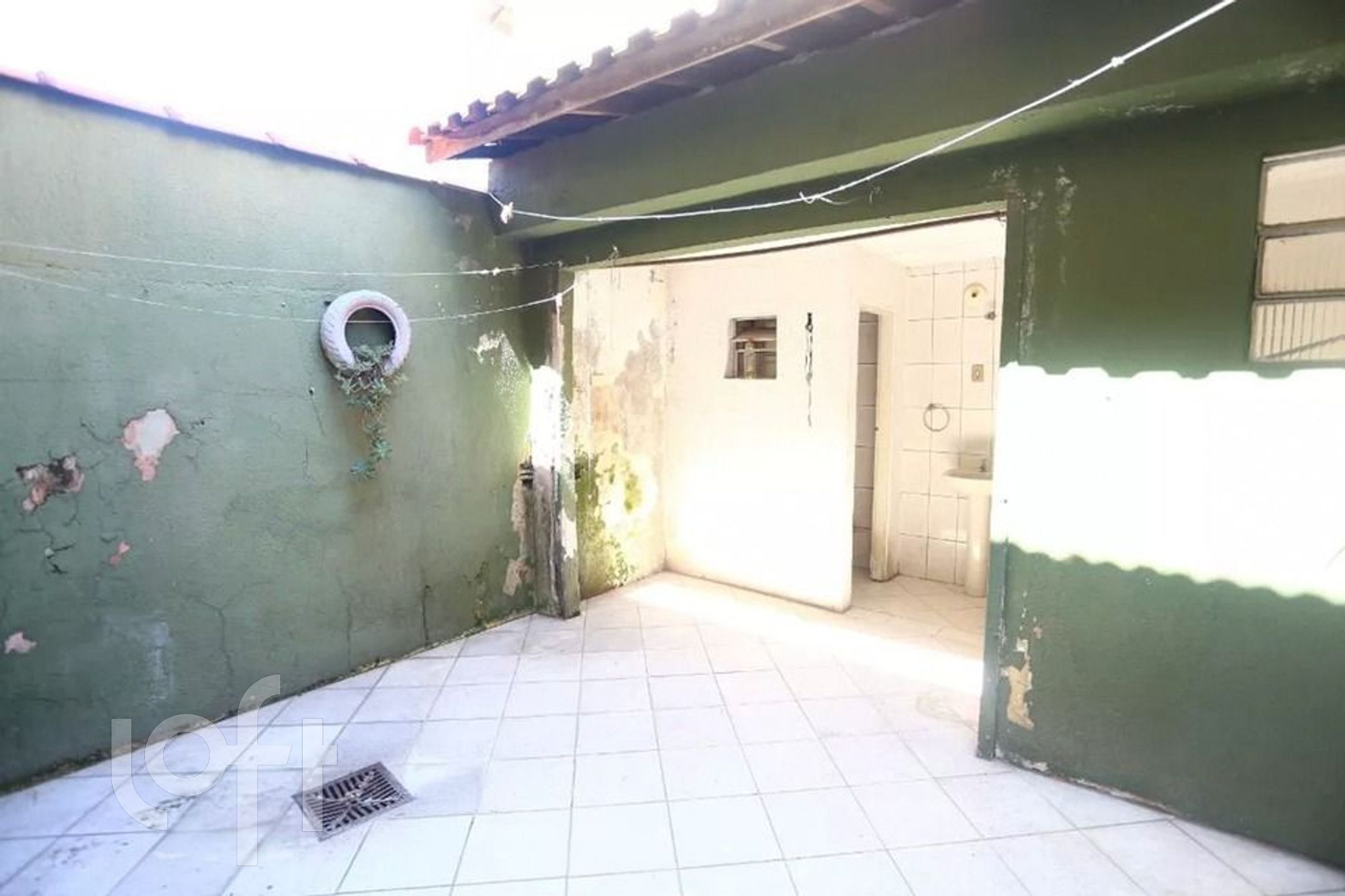 Casa à venda com 2 quartos, 60m² - Foto 21