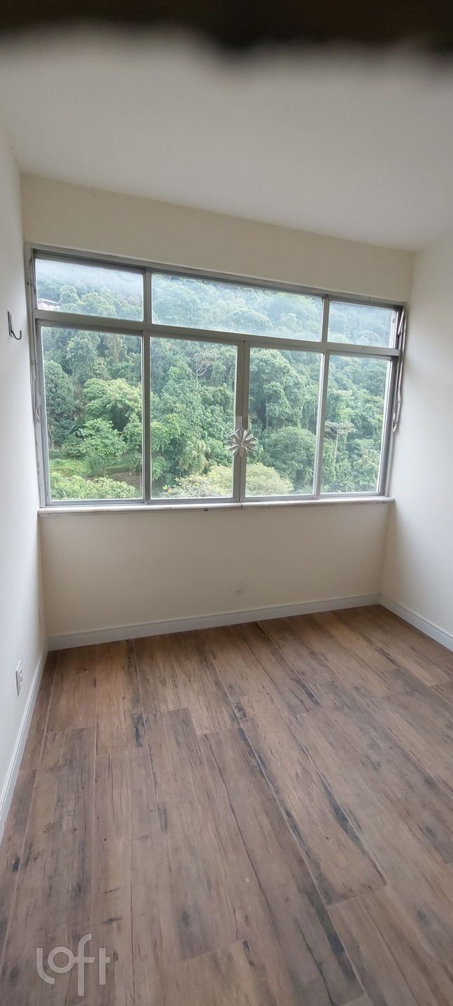 Apartamento à venda com 2 quartos, 64m² - Foto 1