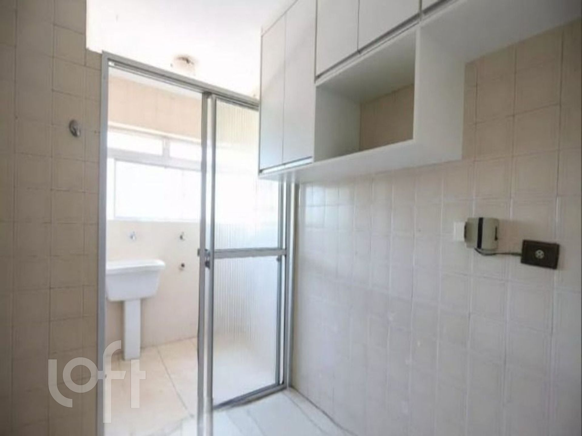 Apartamento à venda com 2 quartos, 72m² - Foto 1