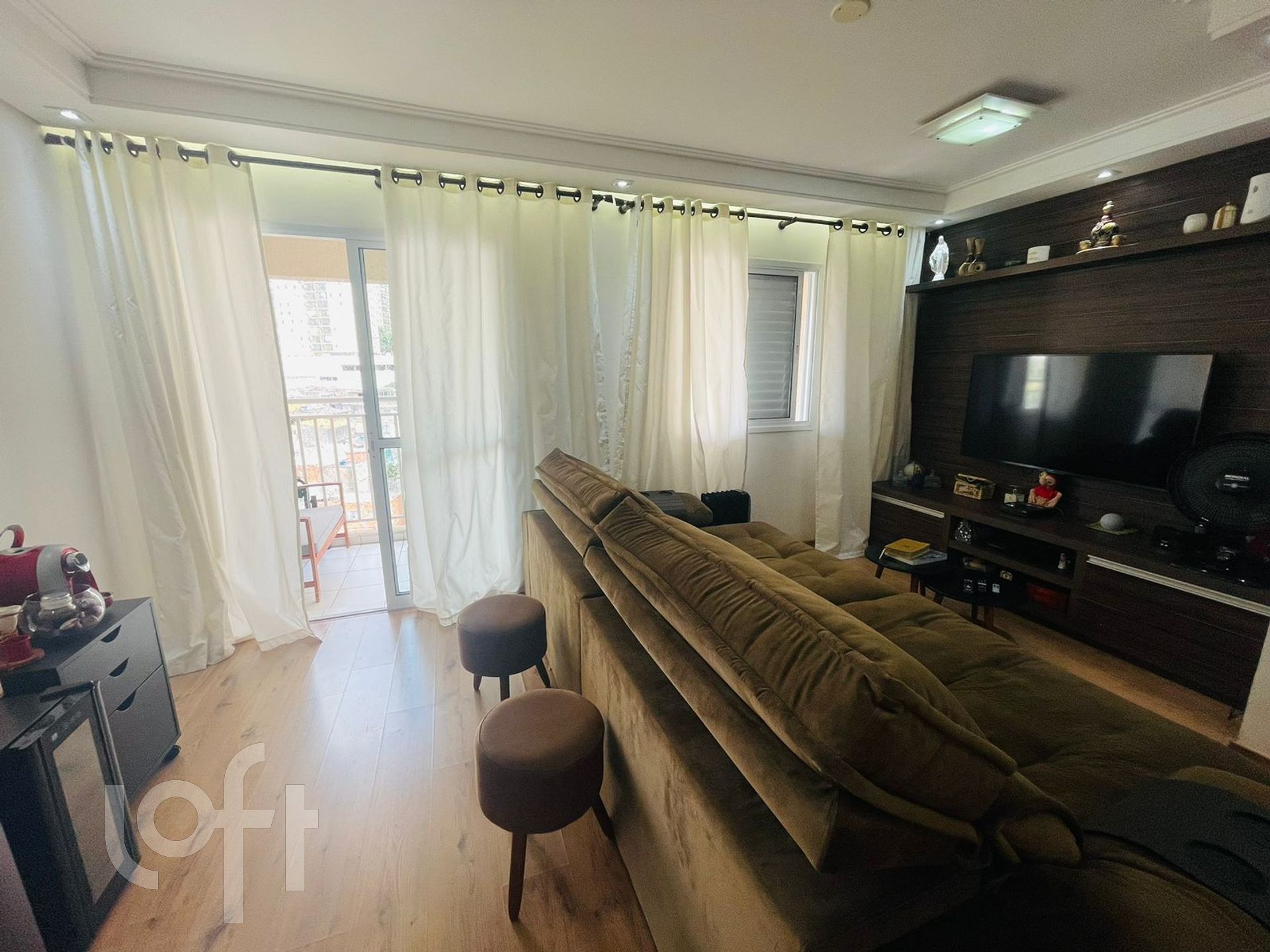 Apartamento à venda com 2 quartos, 76m² - Foto 4