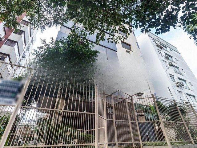 Apartamento com 80m², 2 dormitórios, 1 suíte, 1 vaga, Menino Deus em Porto Alegre