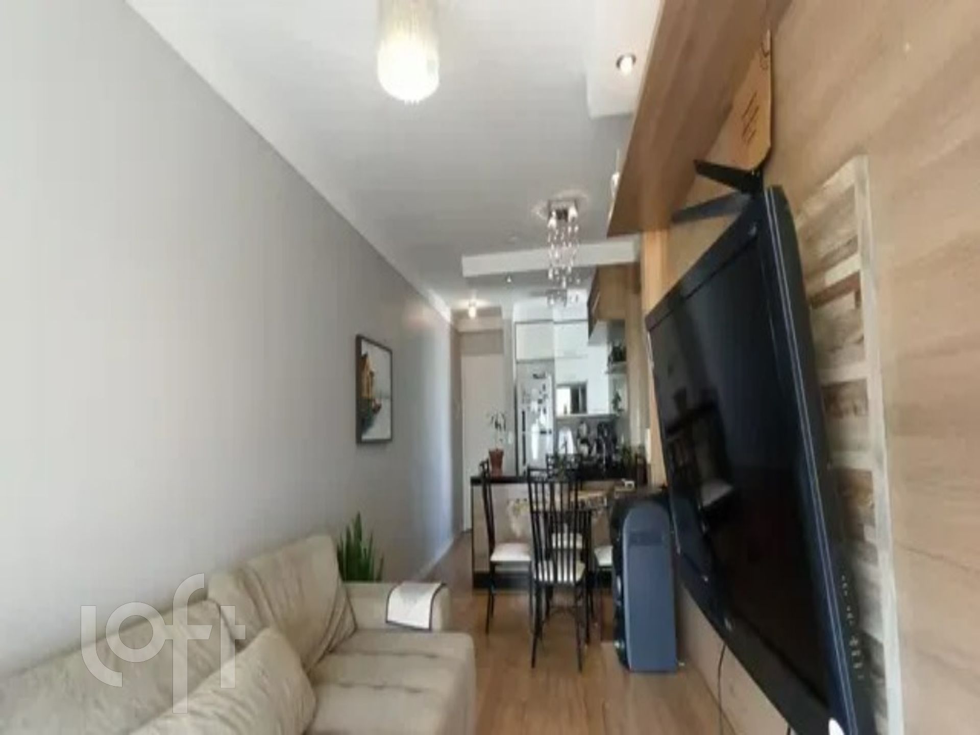 Apartamento à venda com 2 quartos, 62m² - Foto 1