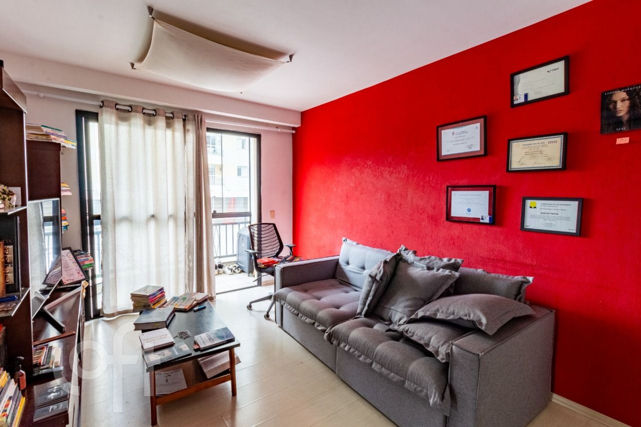 Apartamento à venda com 2 quartos, 60m² - Foto 1