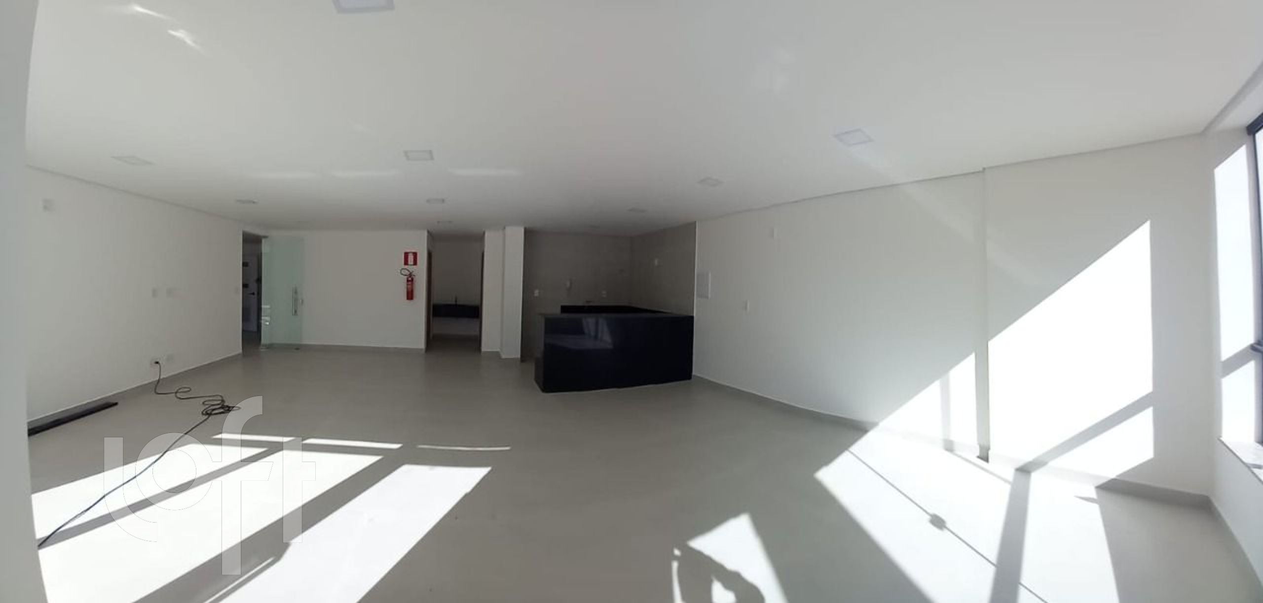 Apartamento à venda com 2 quartos, 110m² - Foto 33