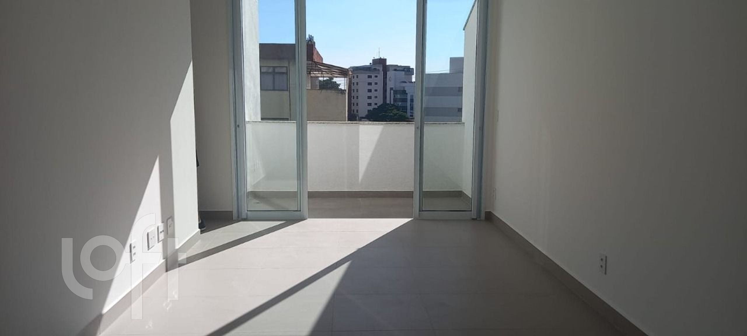 Apartamento à venda com 2 quartos, 110m² - Foto 13