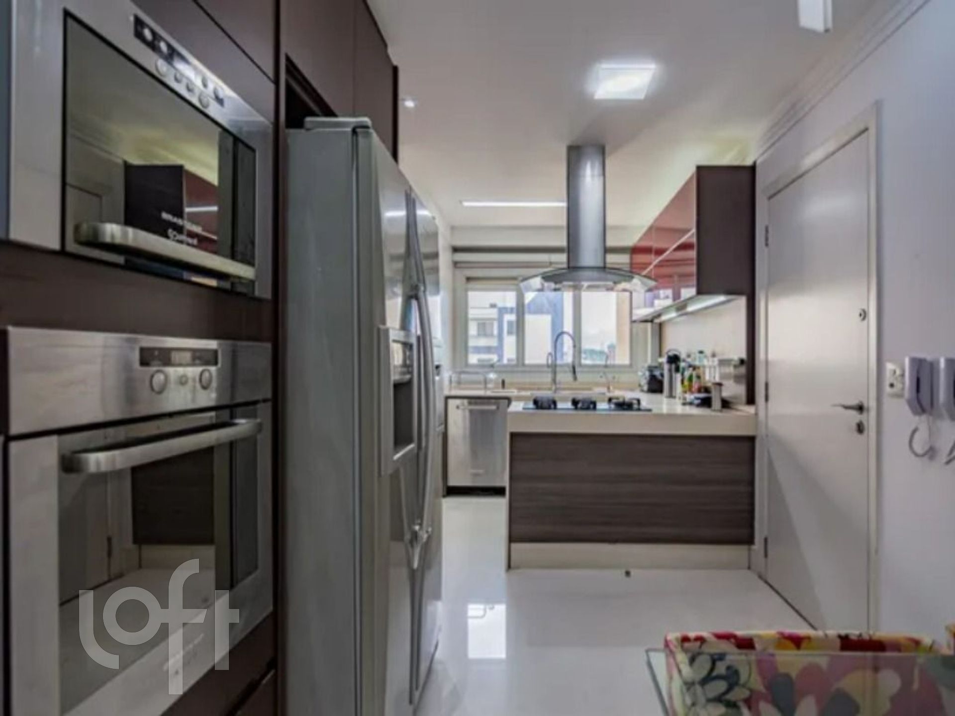 Apartamento à venda com 4 quartos, 206m² - Foto 9