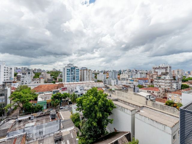 Apartamento com 81m², 3 dormitórios, 1 suíte, 3 vagas, Santana em Porto Alegre