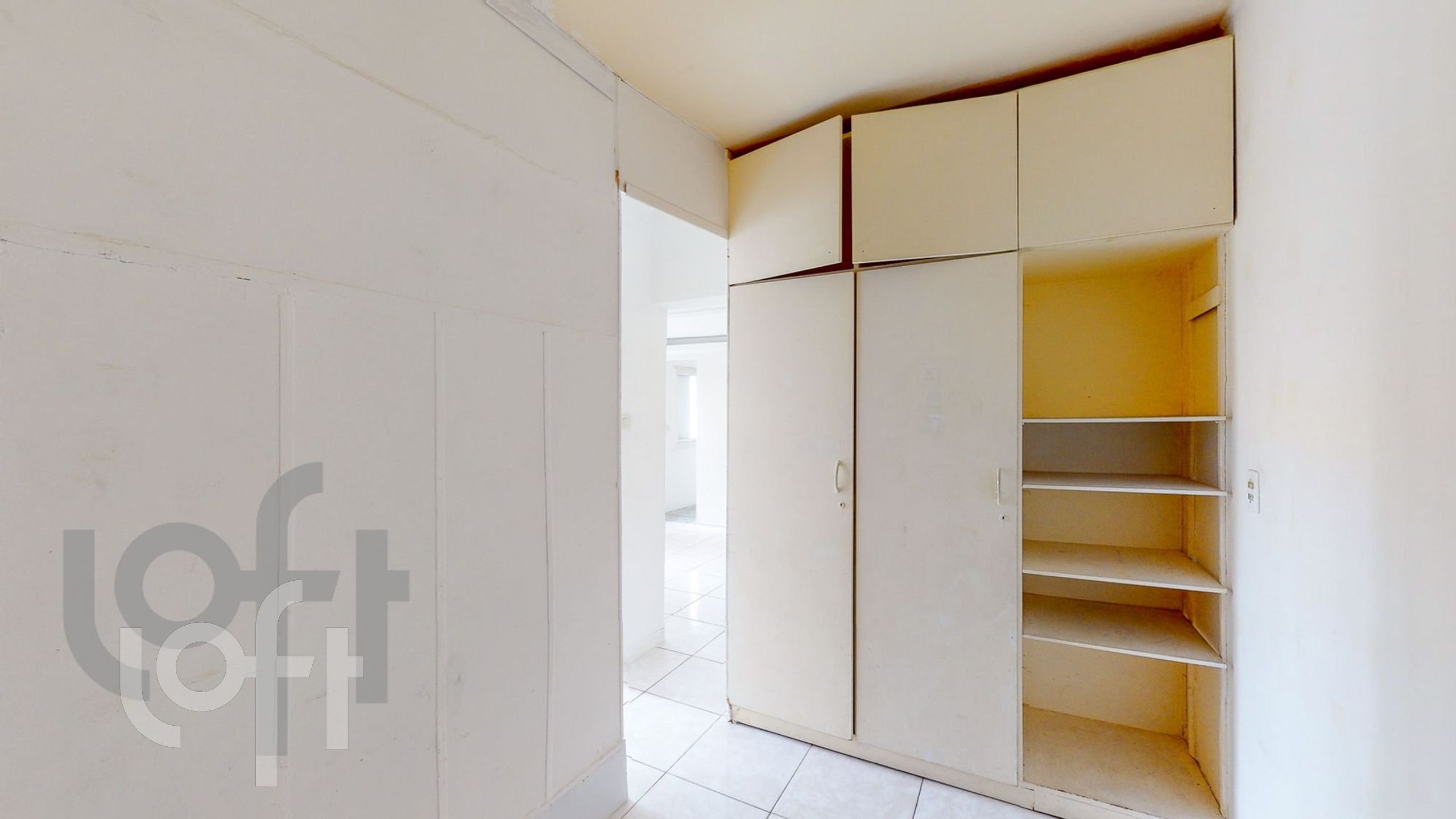 Apartamento à venda com 1 quarto, 40m² - Foto 4