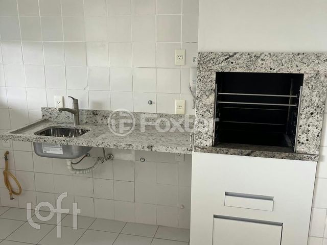 Apartamento com 70m², 2 dormitórios, 1 suíte, 1 vaga, Petrópolis em Porto Alegre