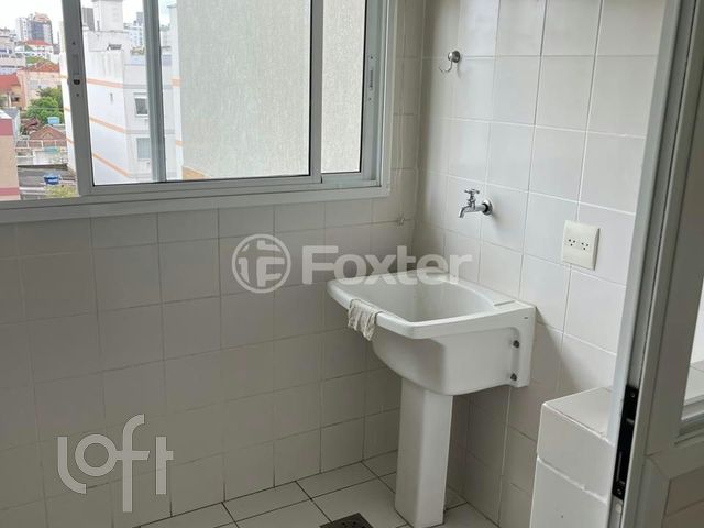 Apartamento com 70m², 2 dormitórios, 1 suíte, 1 vaga, Petrópolis em Porto Alegre