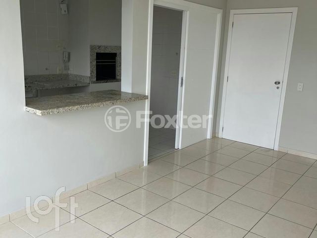 Apartamento com 70m², 2 dormitórios, 1 suíte, 1 vaga, Petrópolis em Porto Alegre