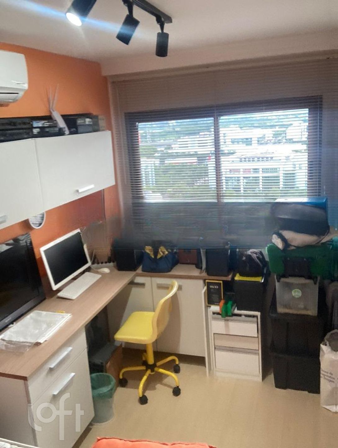 Apartamento à venda com 3 quartos, 120m² - Foto 2