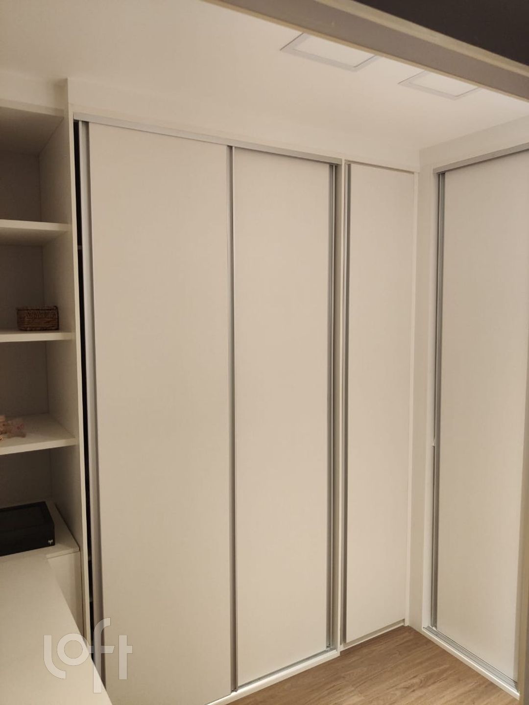 Apartamento à venda com 2 quartos, 70m² - Foto 9