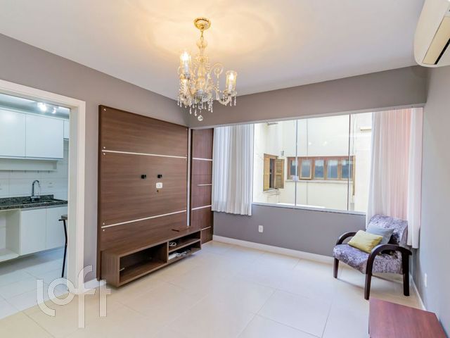 Apartamento com 63m², 2 dormitórios, 1 suíte, 1 vaga, Jardim Botânico em Porto Alegre