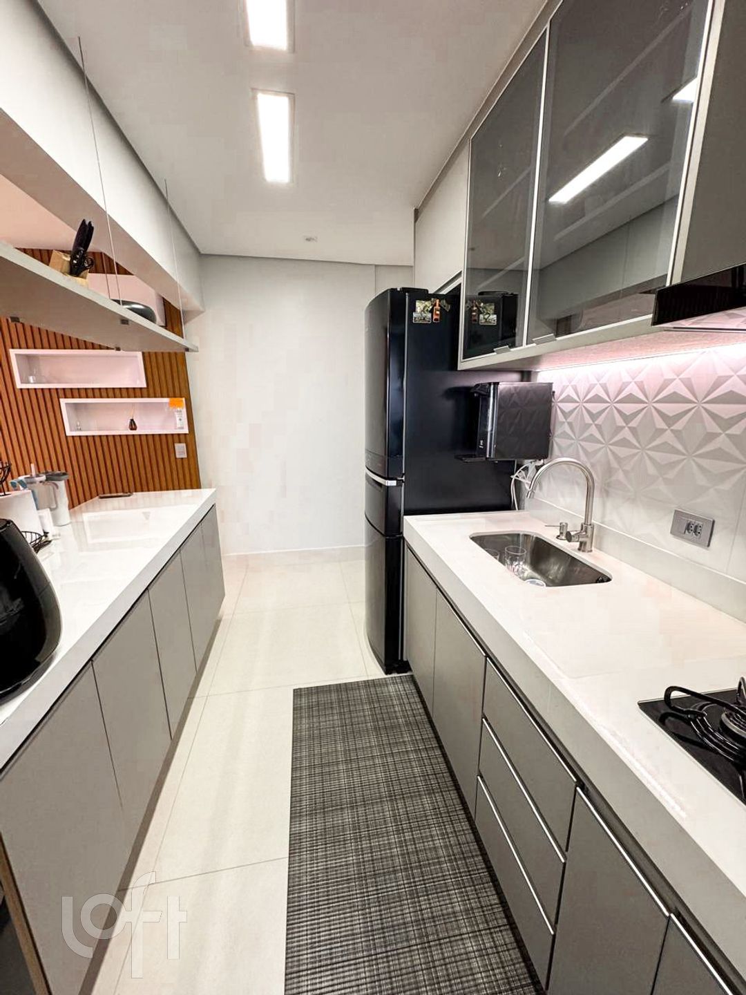 Apartamento à venda com 3 quartos, 70m² - Foto 17