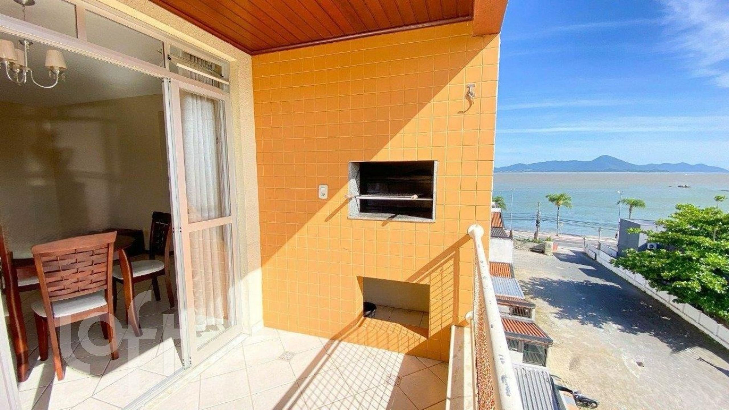 Apartamentos com 74m², 2 quartos, 1 suíte, 1 garagem, no bairro Coqueiros em Florianópolis