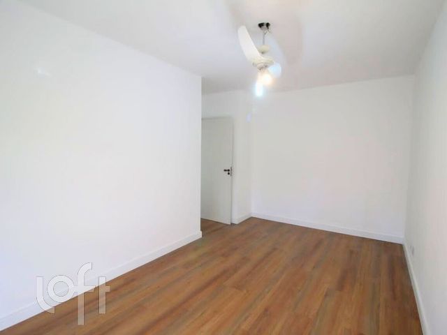 Apartamento com 73m², 2 dormitórios, Auxiliadora em Porto Alegre