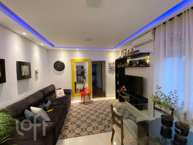 Apartamento com 93m², 3 dormitórios, São João em Porto Alegre