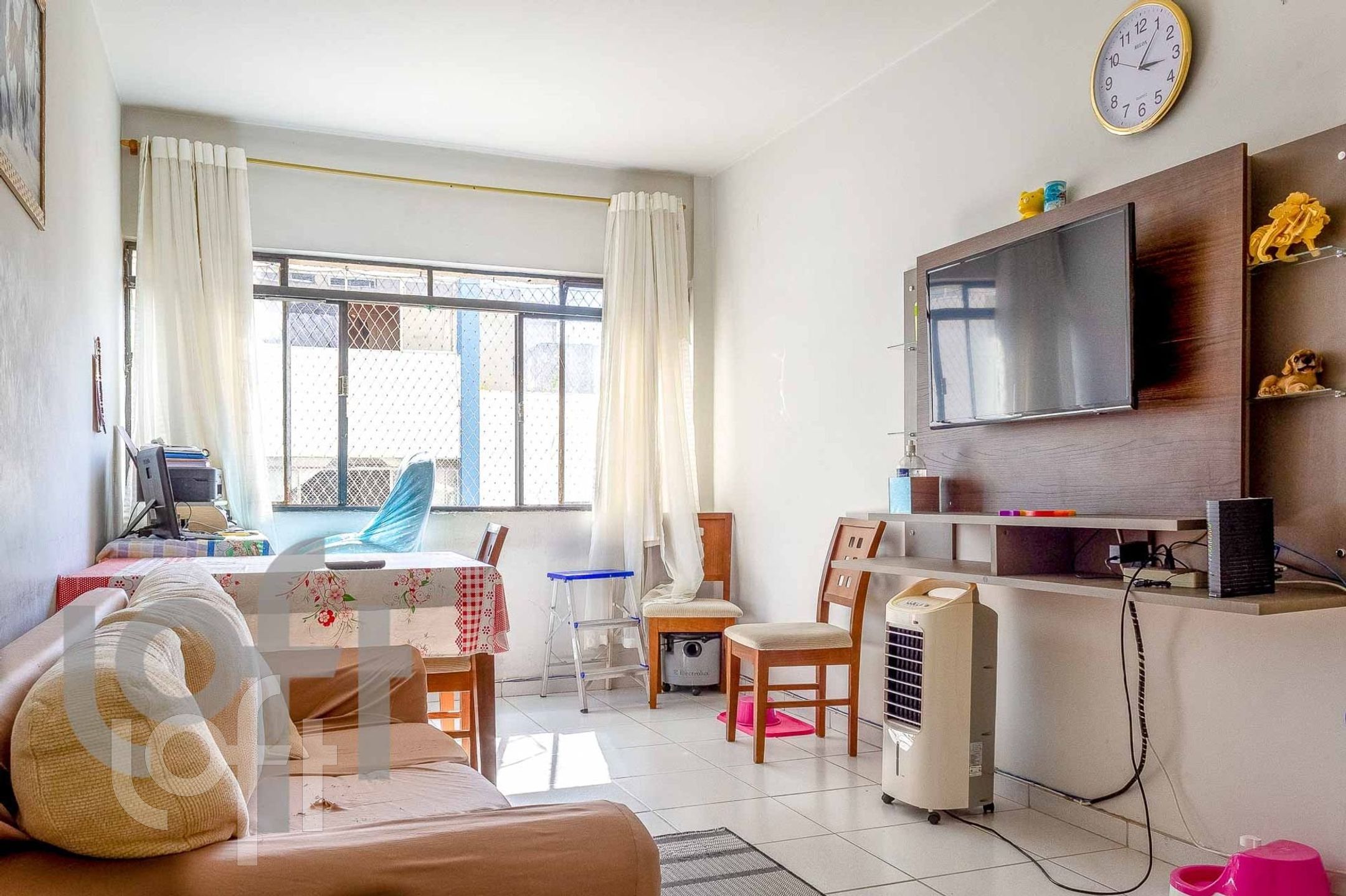 Apartamento à venda com 2 quartos, 73m² - Foto 1